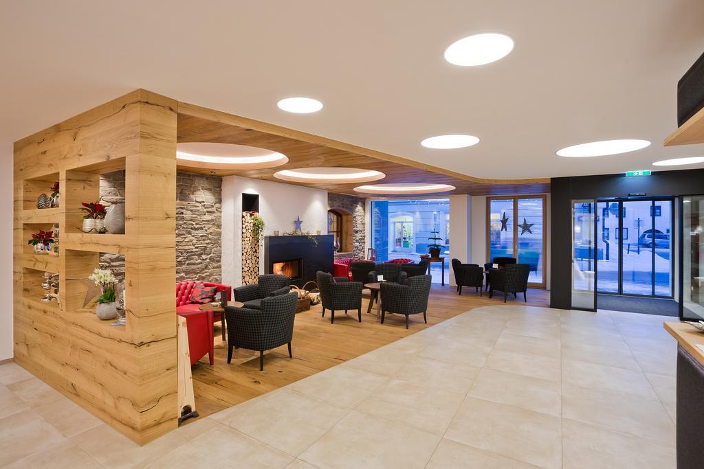 Hotel Zum Mohren Reutte Eksteriør billede